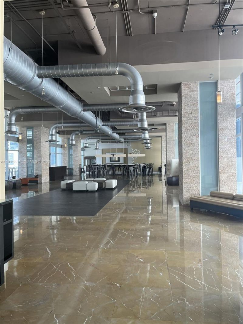 690 SW 1st Ct, Unit 1709, Miami, FL 33130 Photo