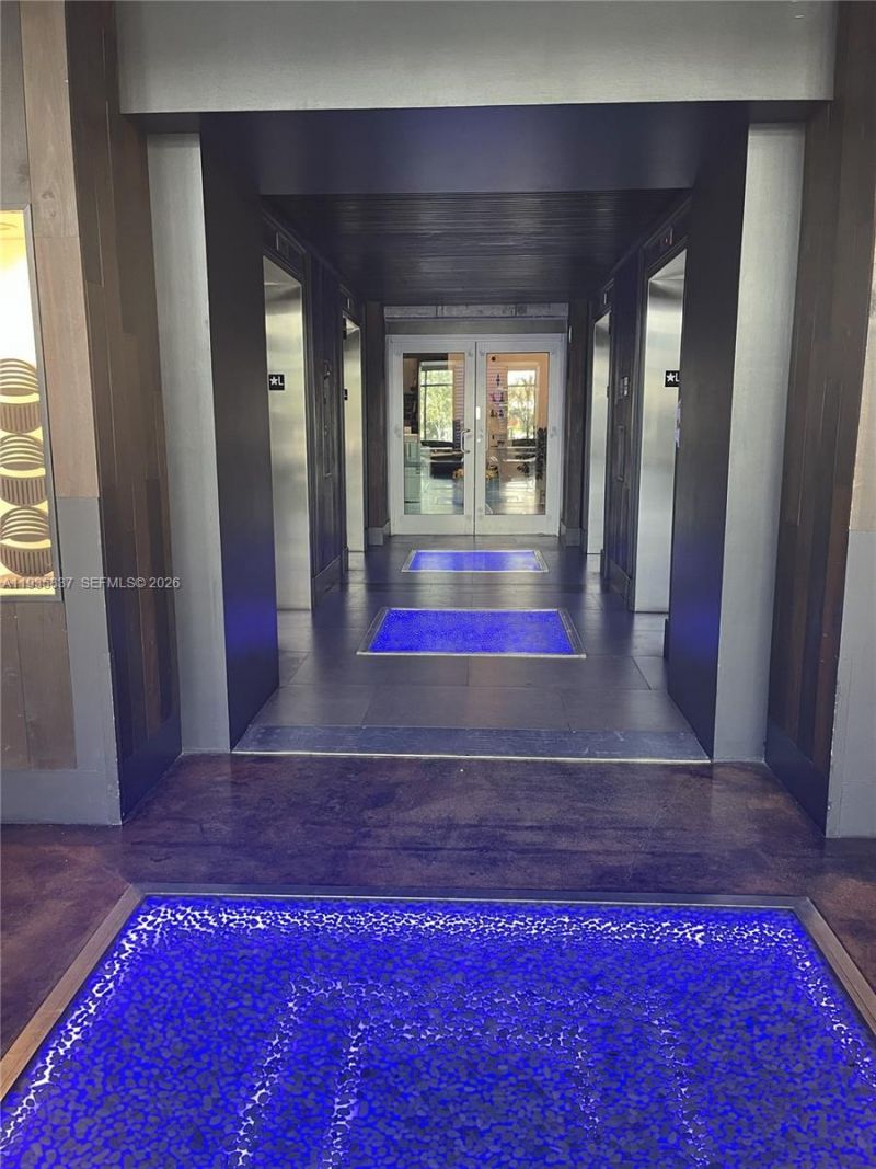 690 SW 1st Ct, Unit 1709, Miami, FL 33130 Photo