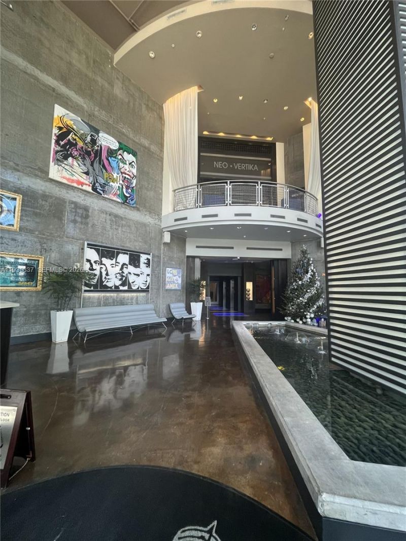 690 SW 1st Ct, Unit 1709, Miami, FL 33130 Photo