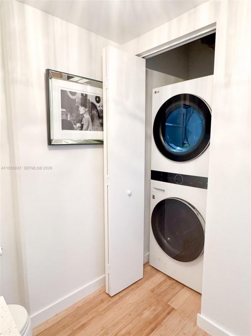 690 SW 1st Ct, Unit 1709, Miami, FL 33130 Photo