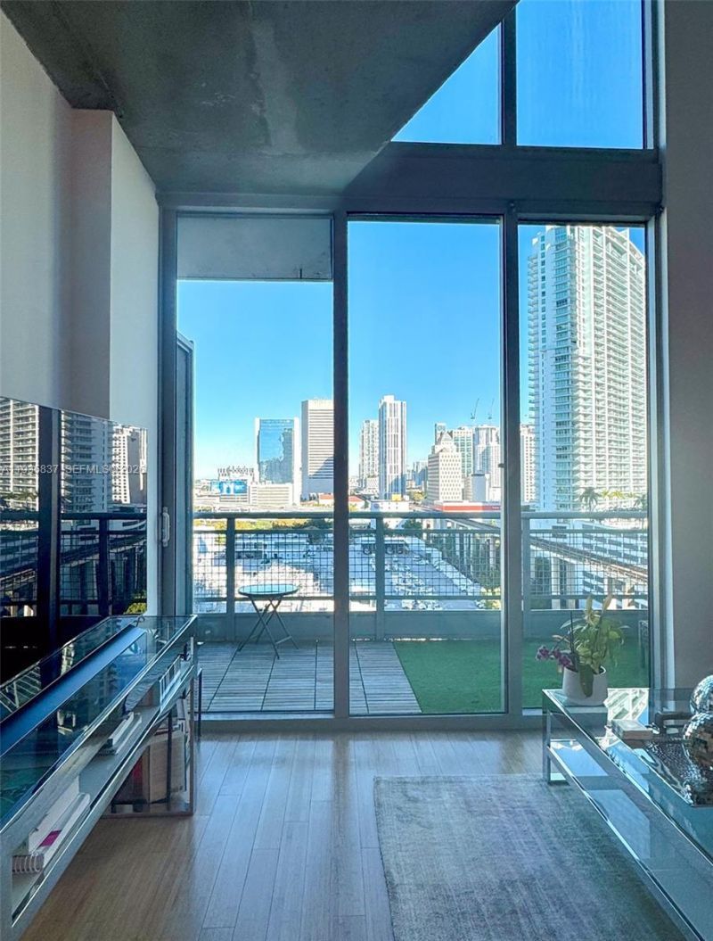 690 SW 1st Ct, Unit 1709, Miami, FL 33130 Photo