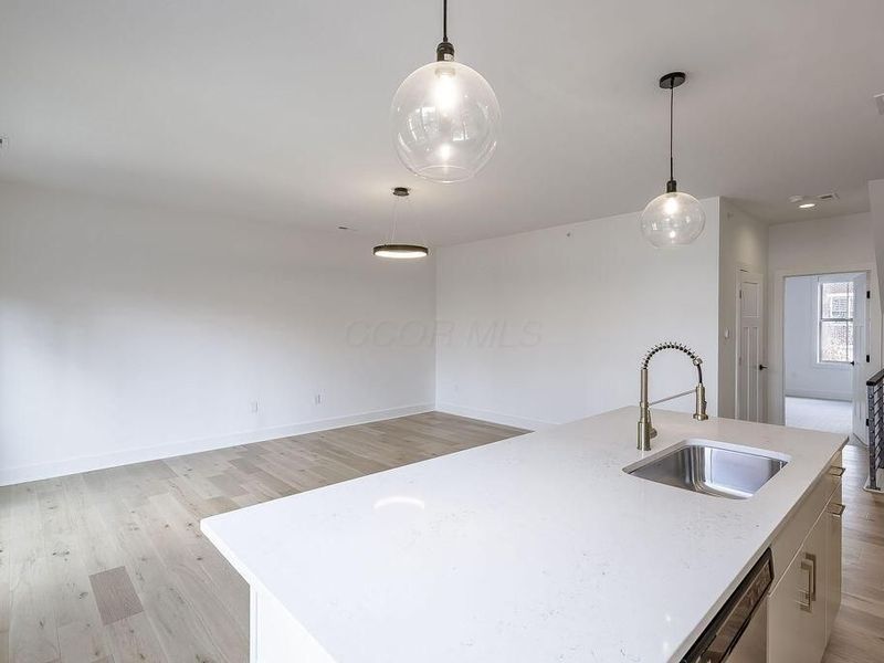 173 S Front Street, Unit 173SF, Columbus, OH 43215 Photo 13