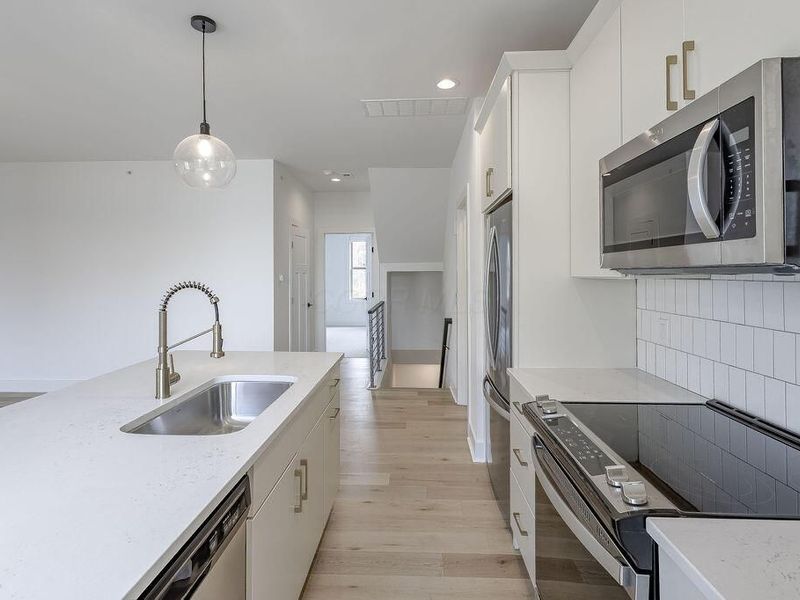 173 S Front Street, Unit 173SF, Columbus, OH 43215 Photo 7