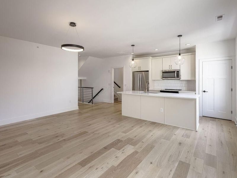 173 S Front Street, Unit 173SF, Columbus, OH 43215 Photo 8