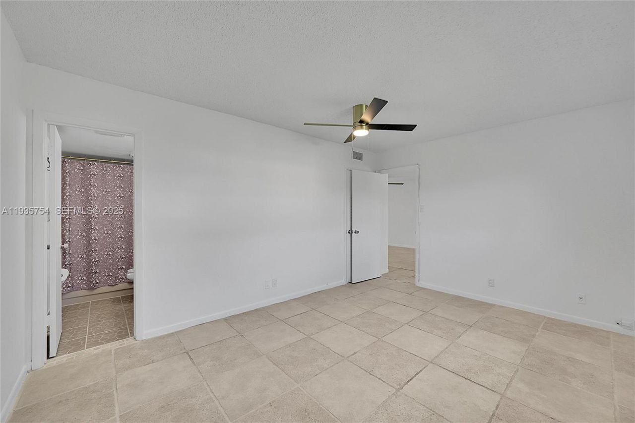 7305 NW 4th Pl, Unit 202, Margate, FL 33063 Photo