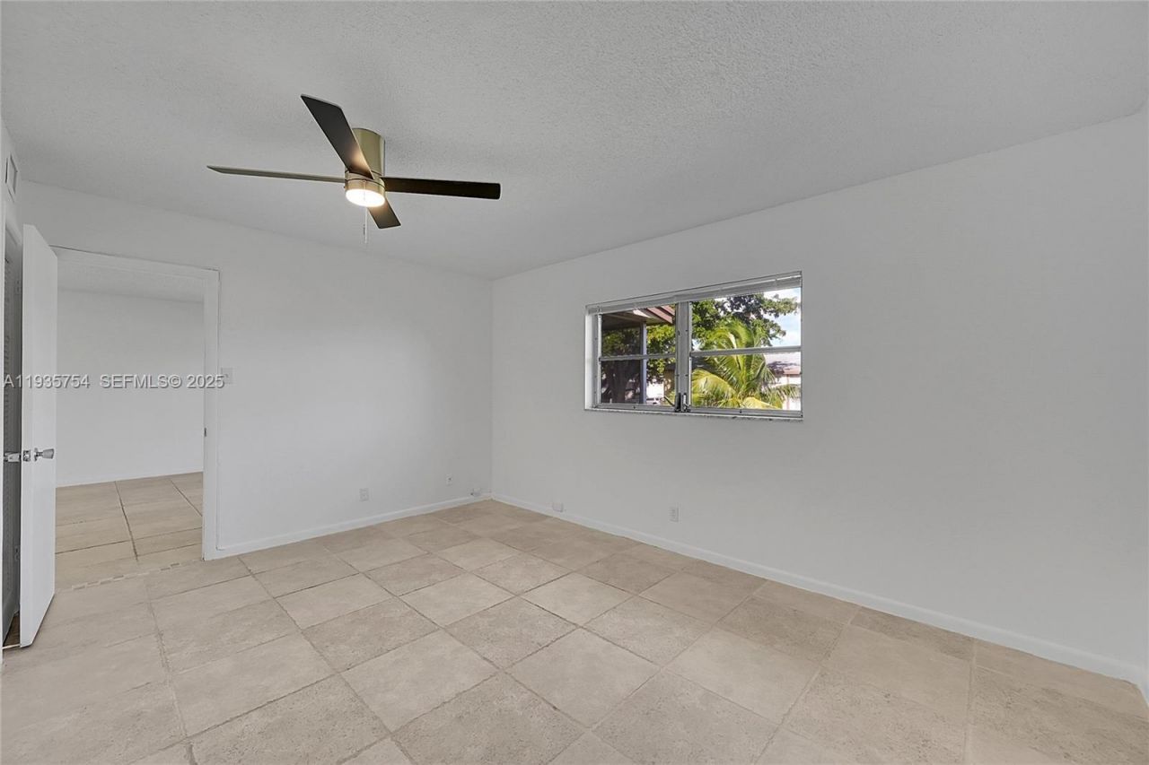 7305 NW 4th Pl, Unit 202, Margate, FL 33063 Photo