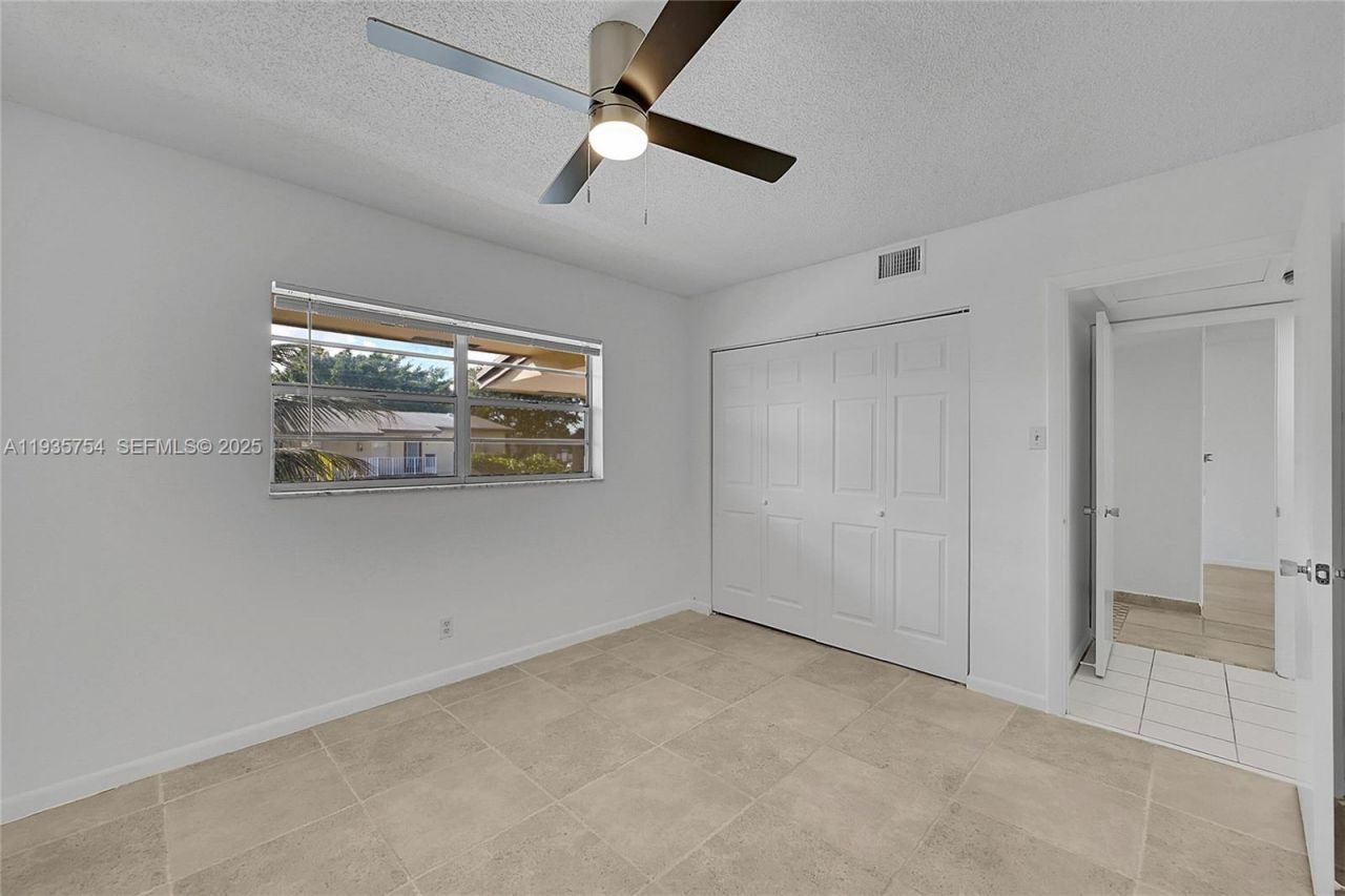 7305 NW 4th Pl, Unit 202, Margate, FL 33063 Photo