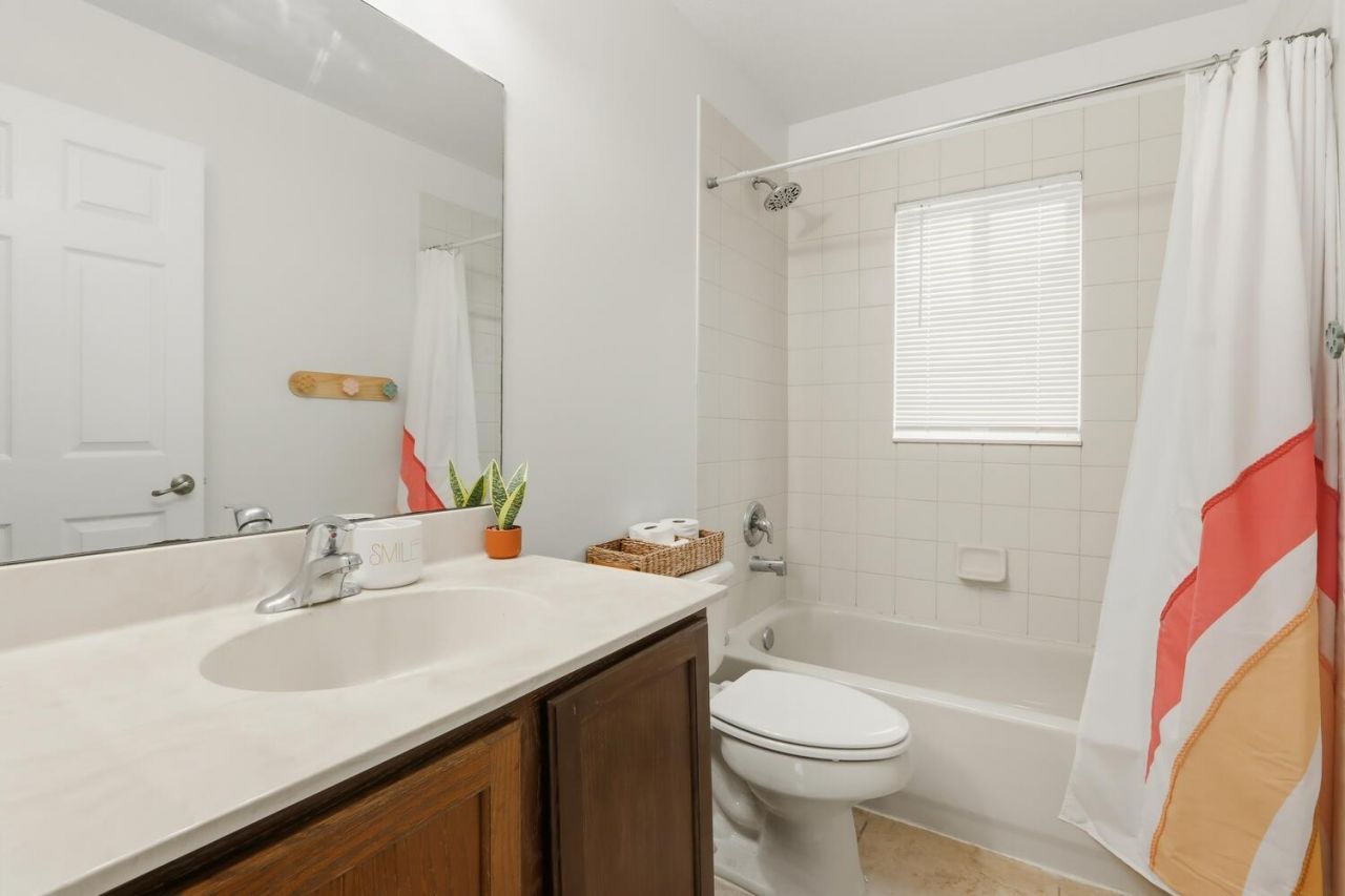 1085 Center Stone Ln, Riviera Beach, FL 33404 Photo