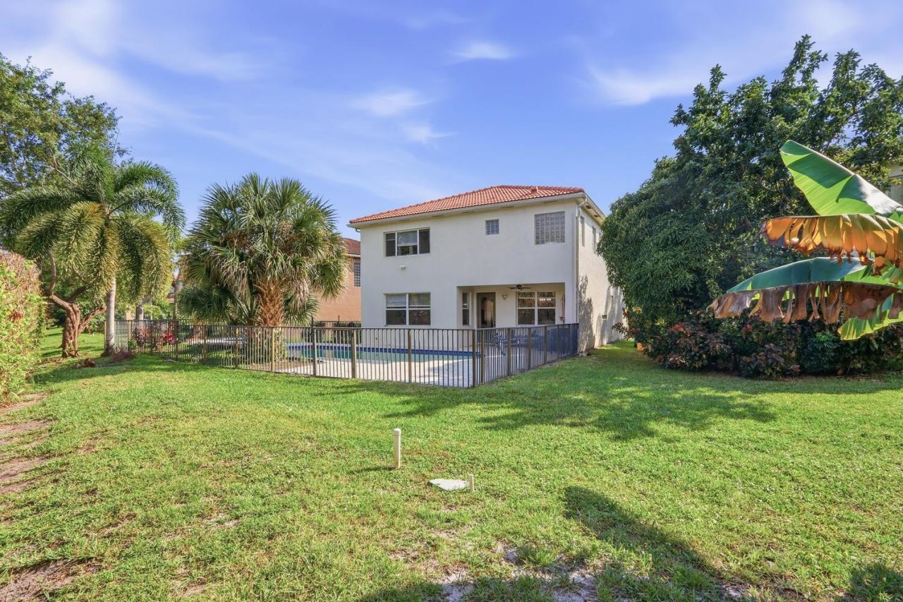 1085 Center Stone Ln, Riviera Beach, FL 33404 Photo