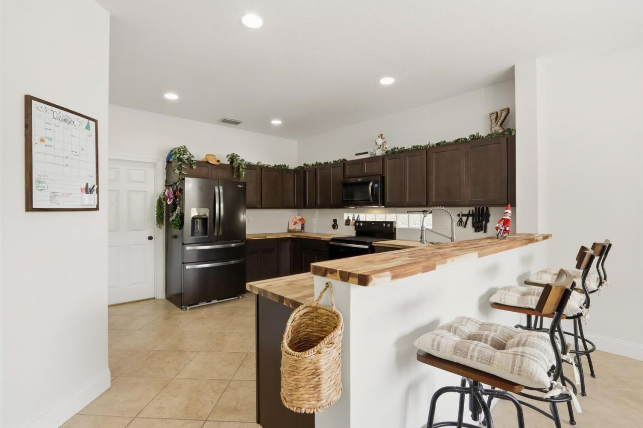 1085 Center Stone Ln, Riviera Beach, FL 33404 Photo