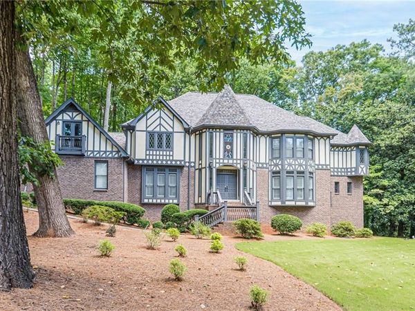 5460 Lichenhearth Court, Stone Mountain, GA 30087