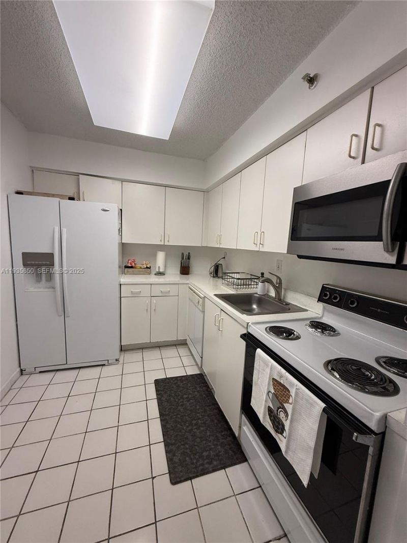 3300 NE 192nd St, Unit 808, Aventura, FL 33180 Photo