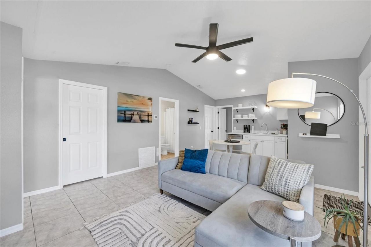 337 Boundary Boulevard, Rotonda West, FL 33947 Photo