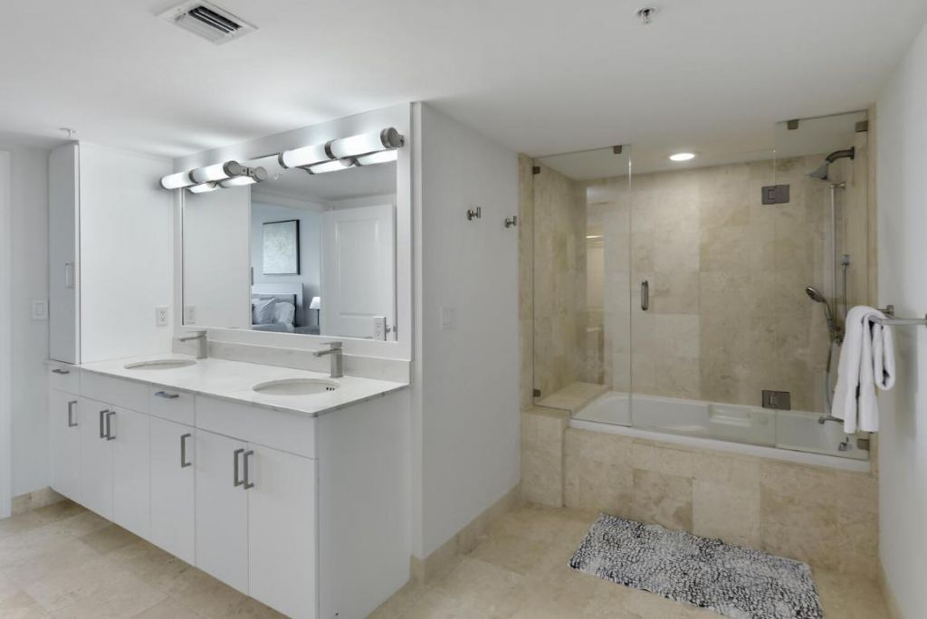 99 SE Mizner Boulevard, Unit Ph 909, Boca Raton, FL 33432 Photo