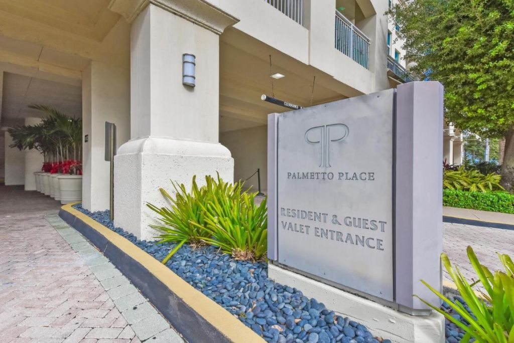 99 SE Mizner Boulevard, Unit Ph 909, Boca Raton, FL 33432 Photo