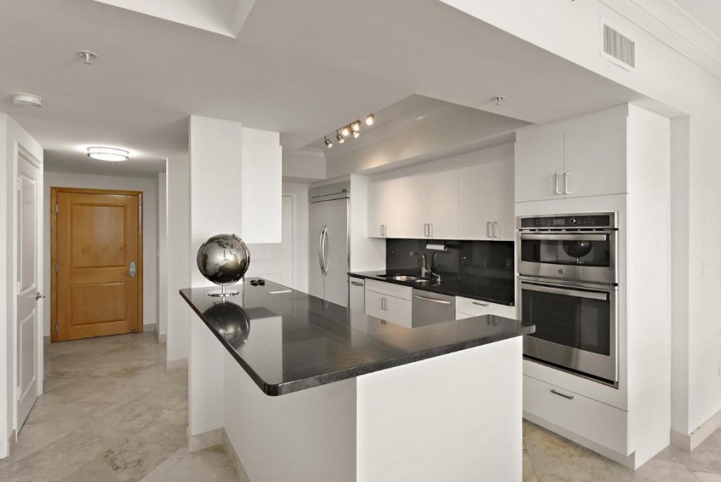 99 SE Mizner Boulevard, Unit Ph 909, Boca Raton, FL 33432 Photo