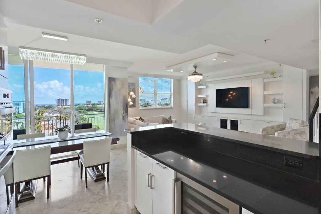 99 SE Mizner Boulevard, Unit Ph 909, Boca Raton, FL 33432 Photo