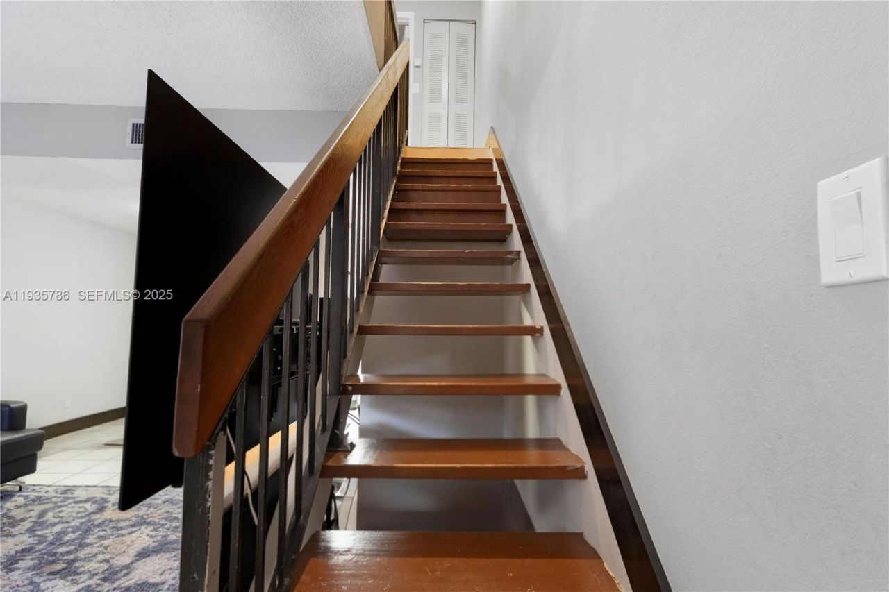 8262 NW 5th Ln, Unit 392, Miami, FL 33126 Photo