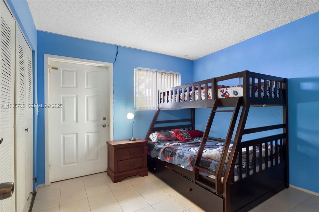 8262 NW 5th Ln, Unit 392, Miami, FL 33126 Photo