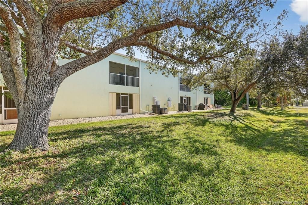 2084 SE Wild Meadow Circle, Unit 2084, Port Saint Lucie, FL 34952 Photo