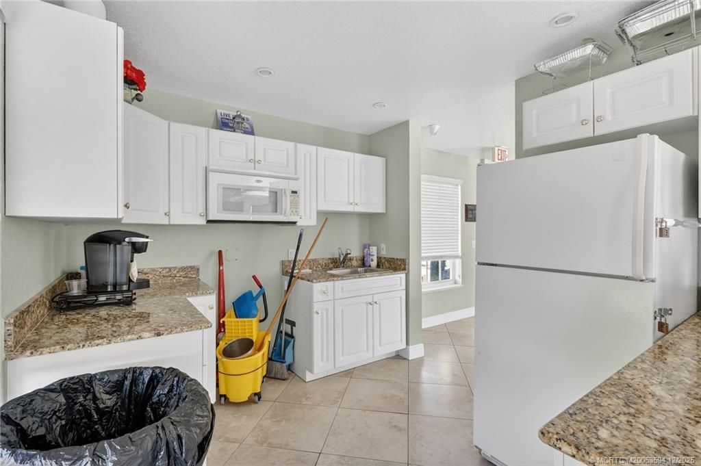 2084 SE Wild Meadow Circle, Unit 2084, Port Saint Lucie, FL 34952 Photo