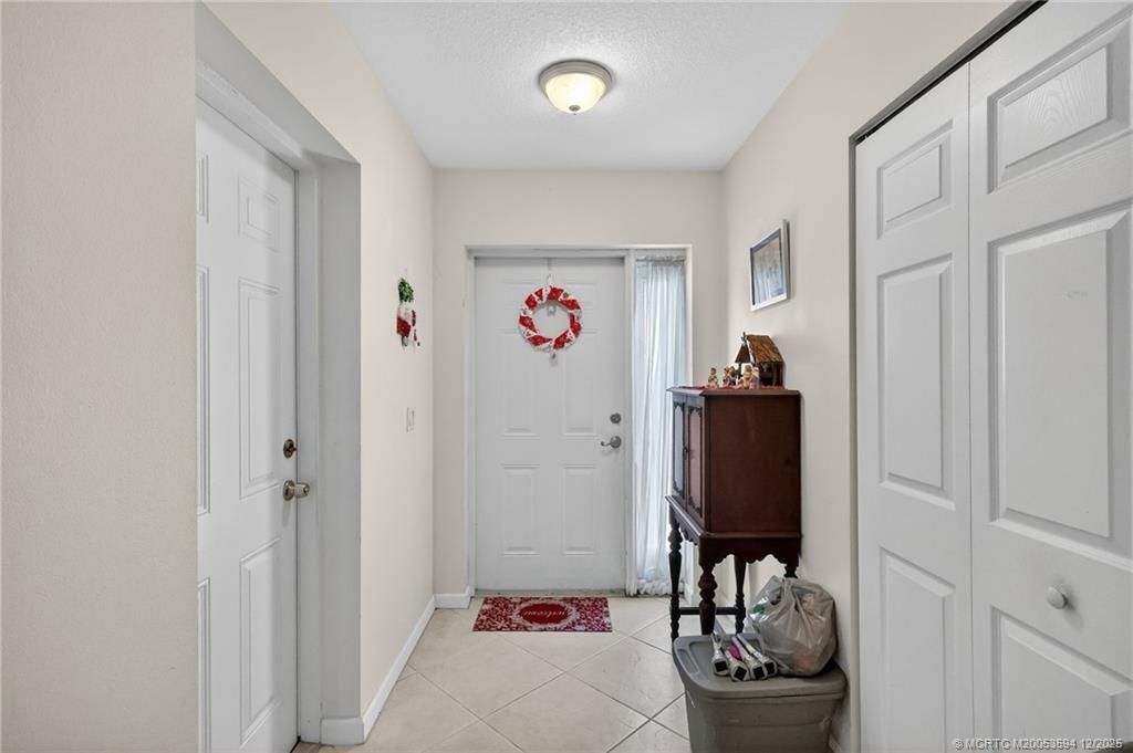 2084 SE Wild Meadow Circle, Unit 2084, Port Saint Lucie, FL 34952 Photo