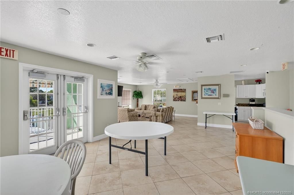 2084 SE Wild Meadow Circle, Unit 2084, Port Saint Lucie, FL 34952 Photo