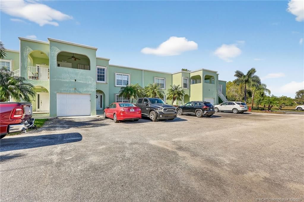 2084 SE Wild Meadow Circle, Unit 2084, Port Saint Lucie, FL 34952 Photo