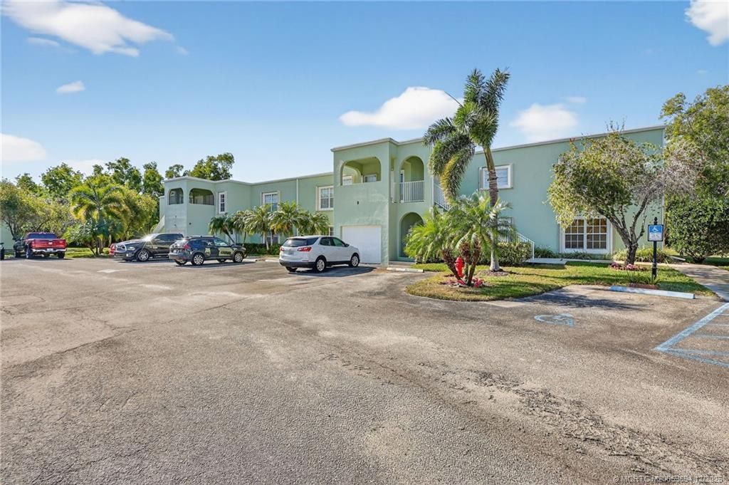 2084 SE Wild Meadow Circle, Unit 2084, Port Saint Lucie, FL 34952 Photo