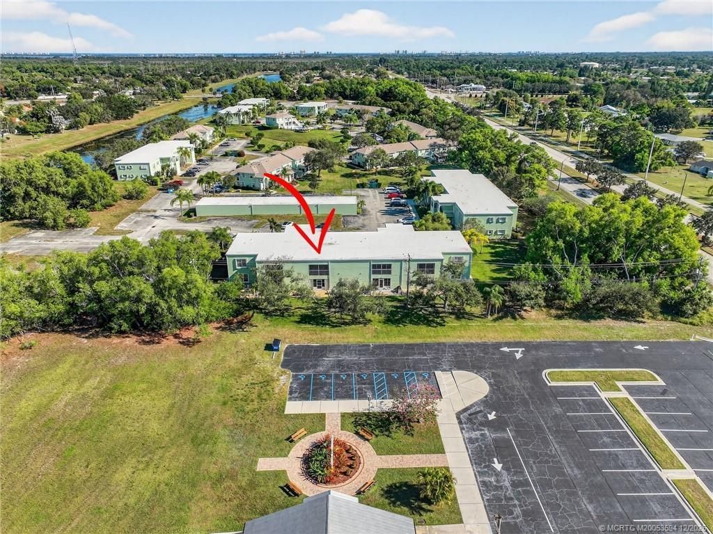 2084 SE Wild Meadow Circle, Unit 2084, Port Saint Lucie, FL 34952 Photo