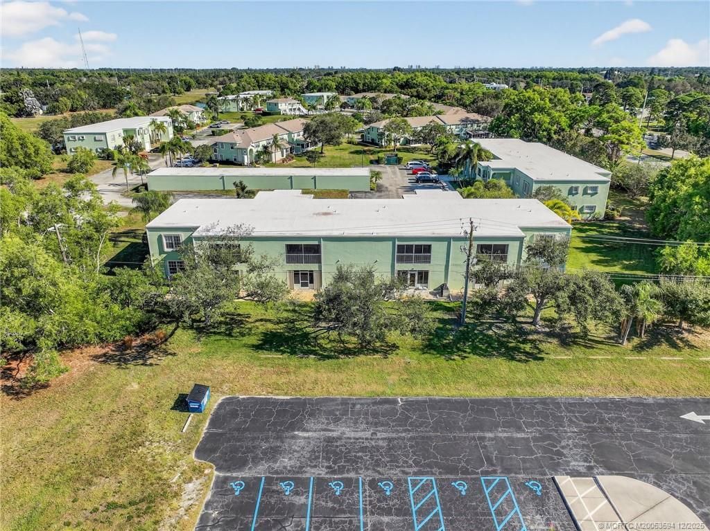 2084 SE Wild Meadow Circle, Unit 2084, Port Saint Lucie, FL 34952 Photo