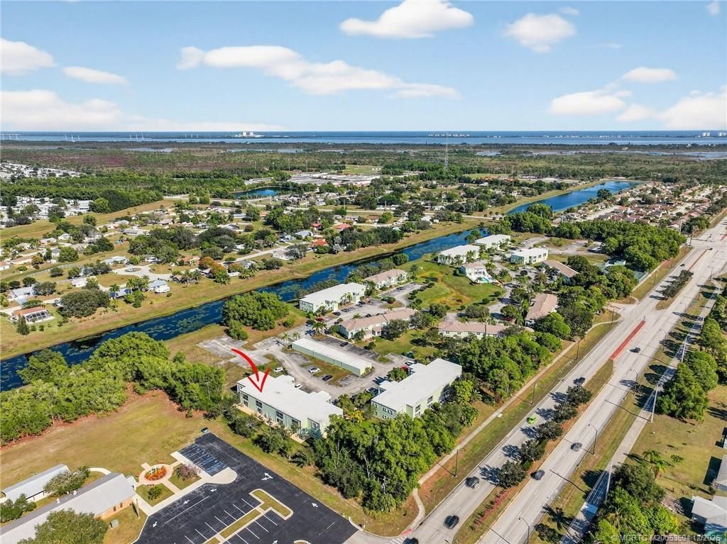 2084 SE Wild Meadow Circle, Unit 2084, Port Saint Lucie, FL 34952 Photo