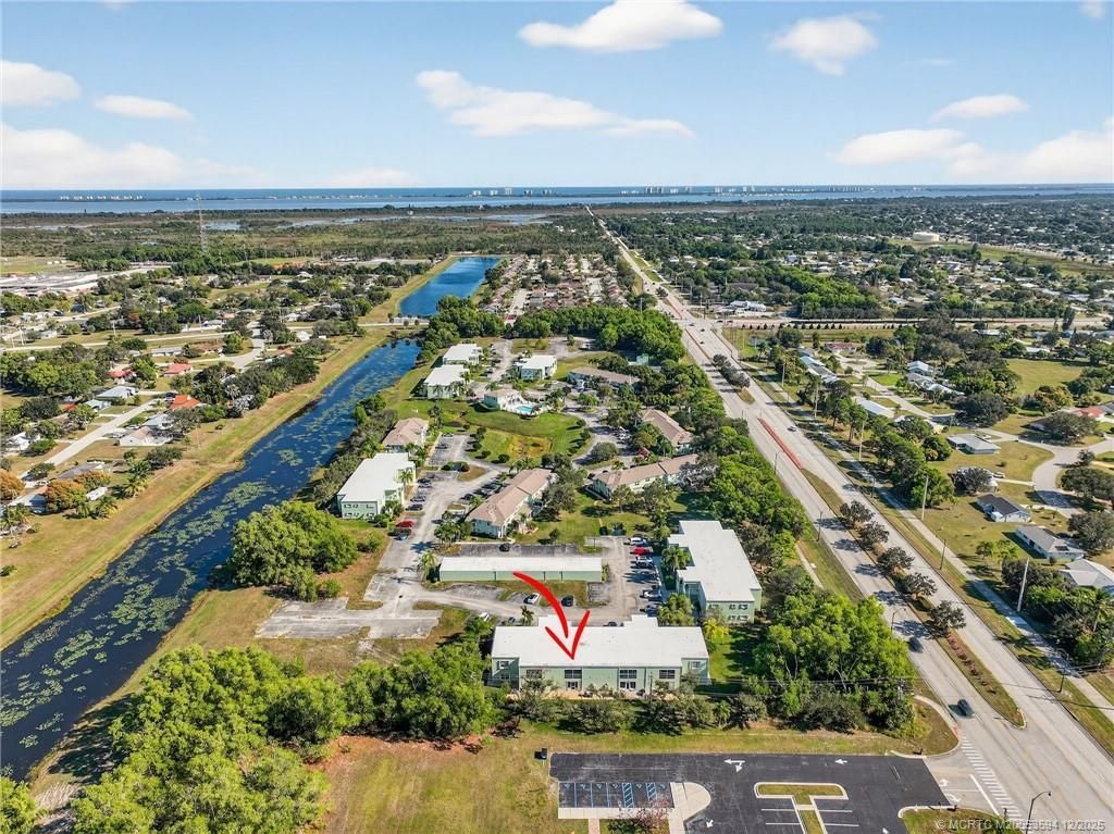 2084 SE Wild Meadow Circle, Unit 2084, Port Saint Lucie, FL 34952 Photo