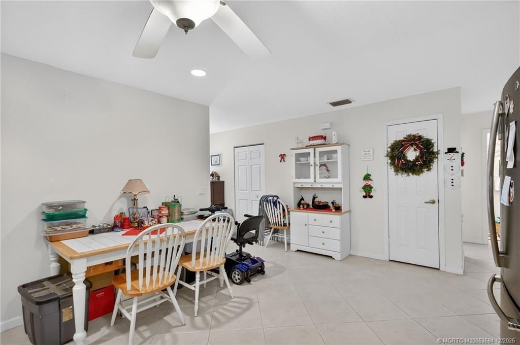 2084 SE Wild Meadow Circle, Unit 2084, Port Saint Lucie, FL 34952 Photo