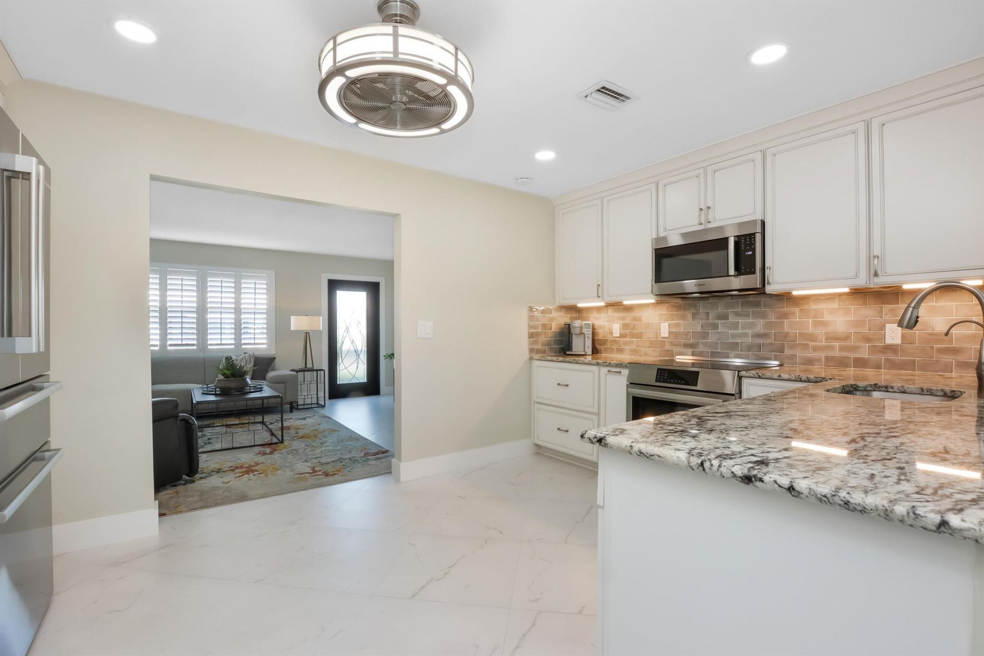 2390 SW 13th Avenue, Boynton Beach, FL 33426 Photo