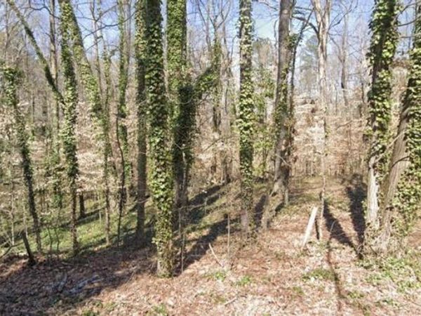 222 Barbara Lane, Mableton, GA 30126