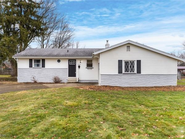4314 Kerrybrook Drive, Youngstown, OH 44511