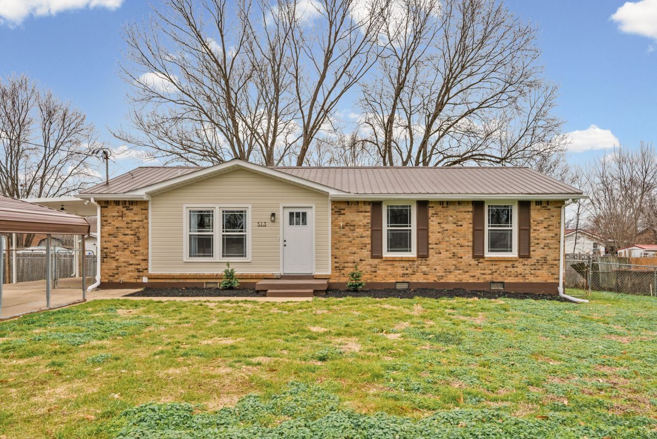513 Yvonne Dr, Clarksville, TN 37042 Main Photo