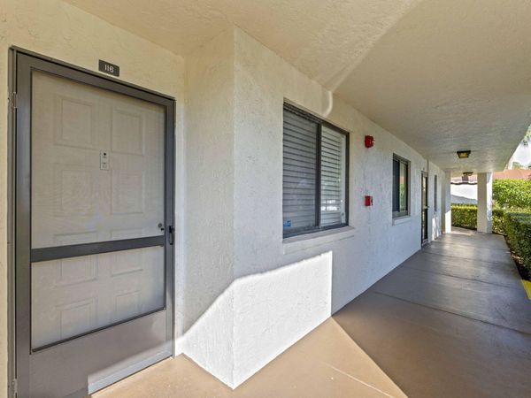 3138 Via Poinciana, Unit 116, Lake Worth, FL 33467