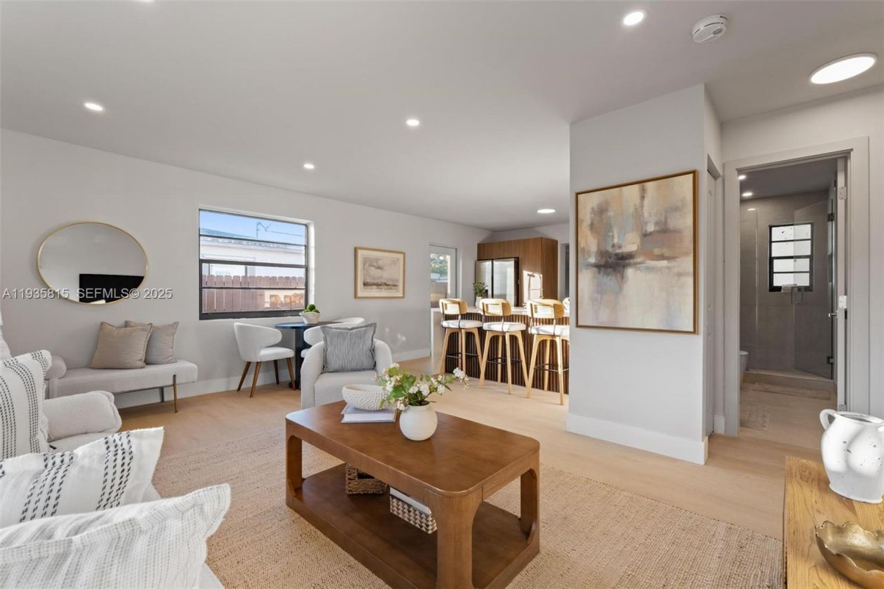 2439 Rodman St, Hollywood, FL 33020 Photo