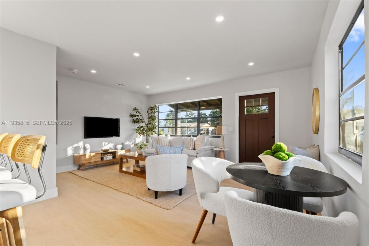 2439 Rodman St, Hollywood, FL 33020 Photo