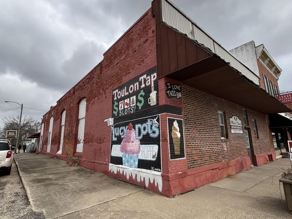 129 W MAIN Street, Toulon, IL 61483