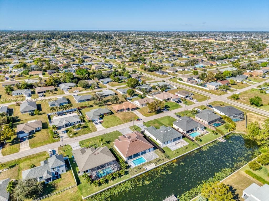 1019 SW 8th Ct, Cape Coral, FL 33991 Photo