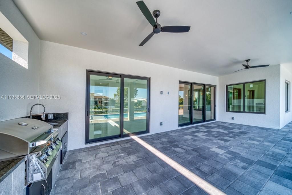 1019 SW 8th Ct, Cape Coral, FL 33991 Photo