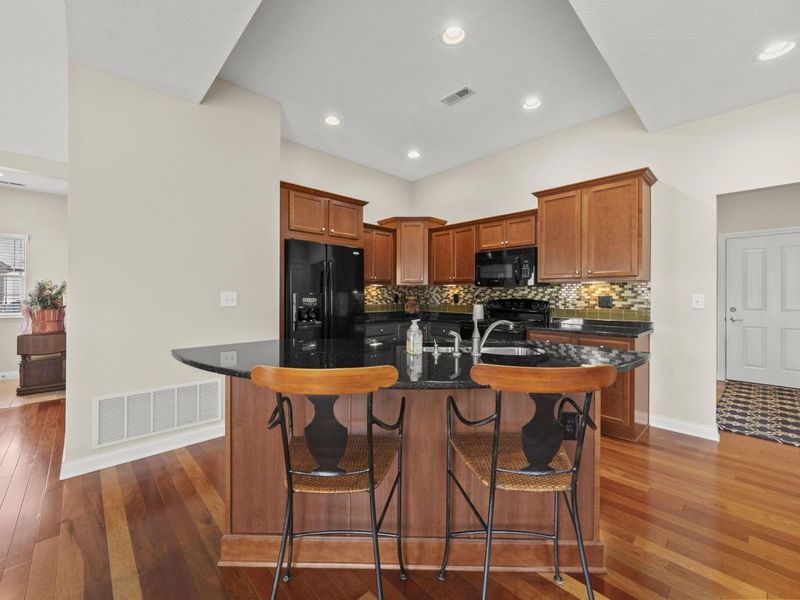 7055 Falls View Circle, Delaware, OH 43015 Photo 10