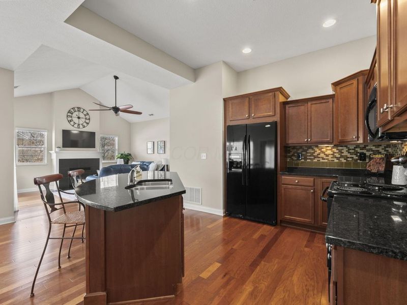 7055 Falls View Circle, Delaware, OH 43015 Photo 11