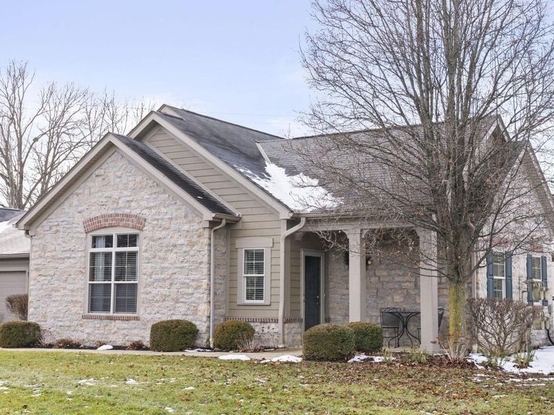 7055 Falls View Circle, Delaware, OH 43015 Photo 3