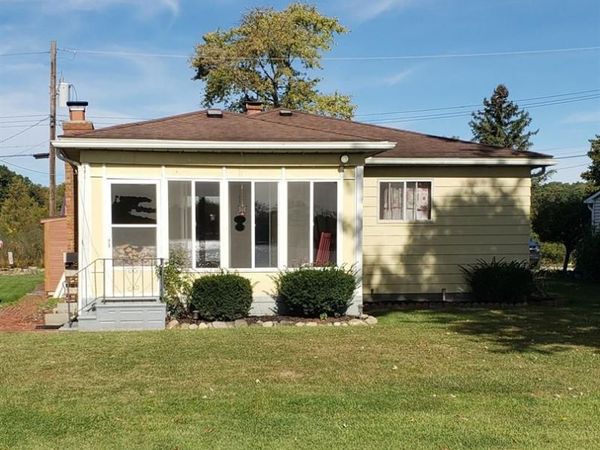 9560 Bluewater Drive, Pinckney Vlg, MI 48169