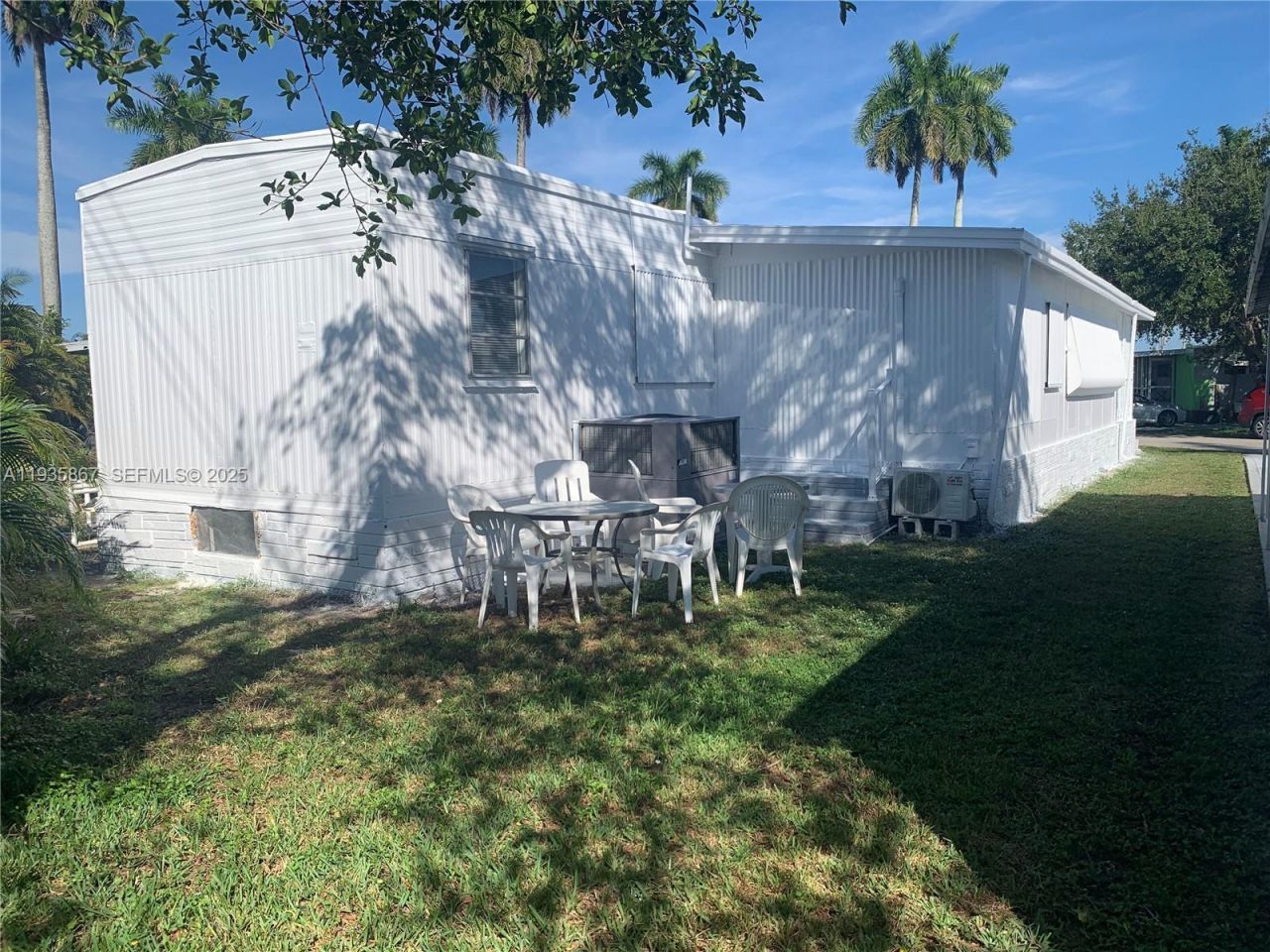 1911 SW 87th Ave, Davie, FL 33324 Photo