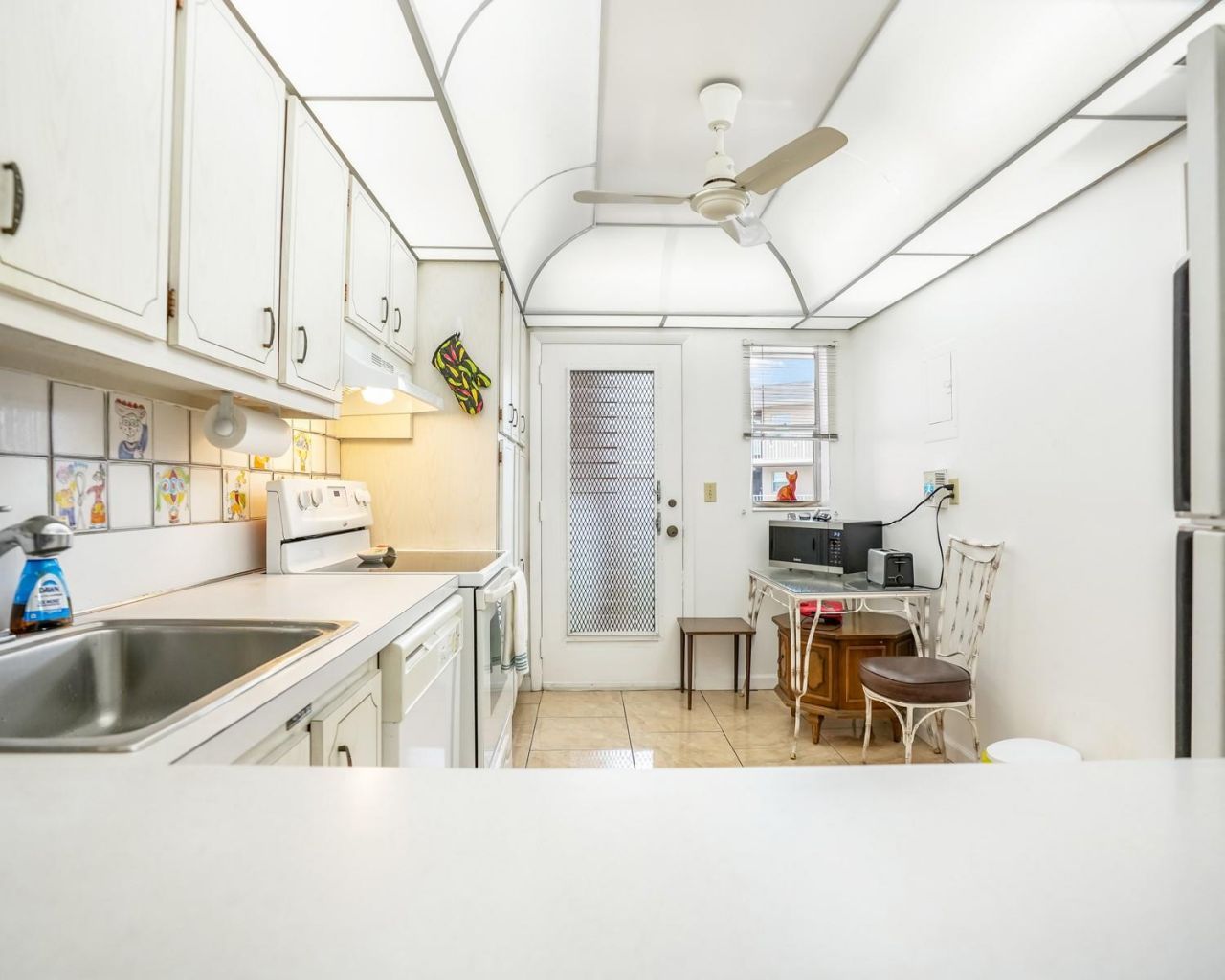 2951 NW 46th Avenue, Unit 301, Lauderdale Lakes, FL 33313 Photo